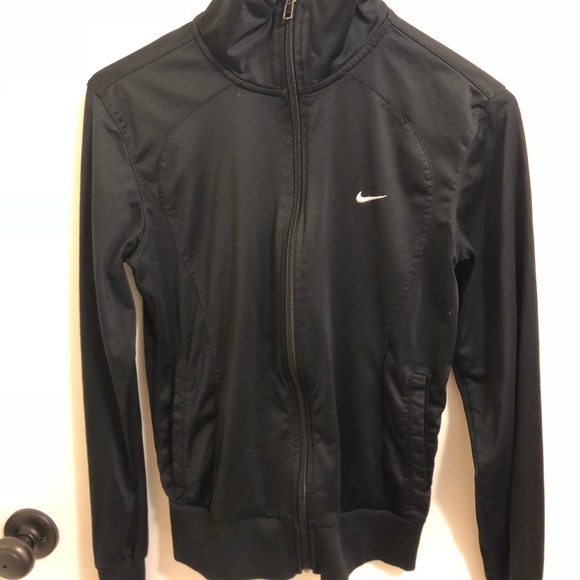 ✖️SOLD✖️ Small Nike Womens Activewear Set - Picture 2 of 3